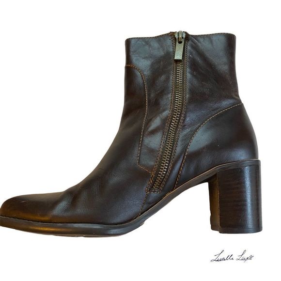 Cocoa: Liz Claiborne Flex Leather boots. - Picture 7 of 8